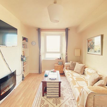 Edinburgh Meadowbank 1-Bedroom Flat ภายนอก รูปภาพ